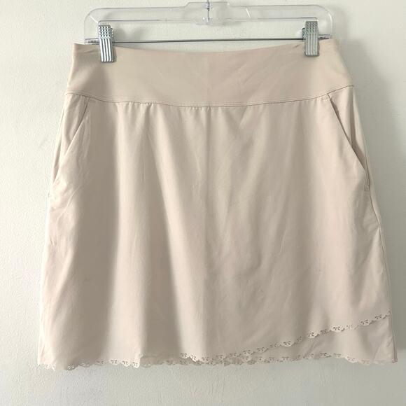 Greg Norman Woman's X-Lite Pull-On Laser Cut Scalloped Hem Golf Skort XS New
